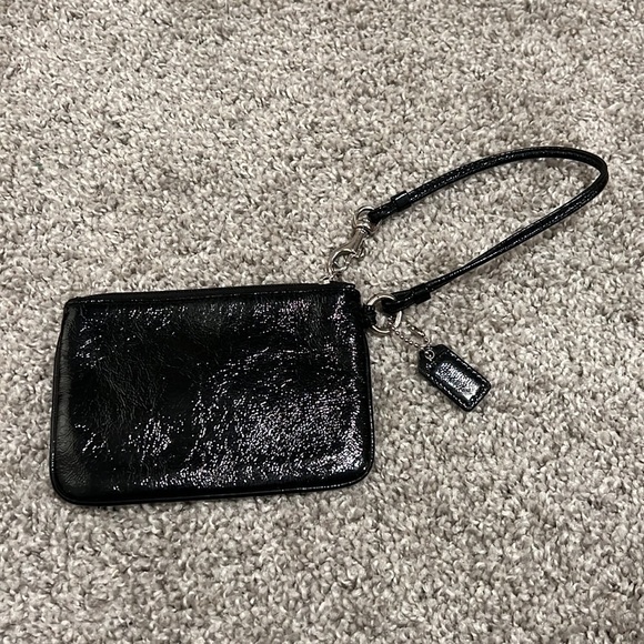 Coach “poppy” wristlet - Picture 5 of 6